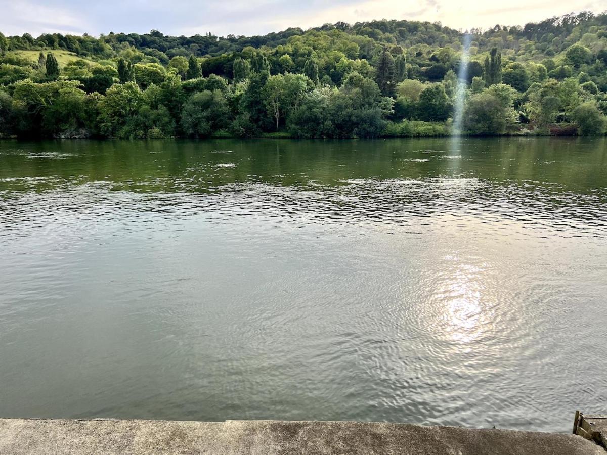 Charmant Chalet En Bord De Seine Saint-Pierre-du-Vauvray Ngoại thất bức ảnh