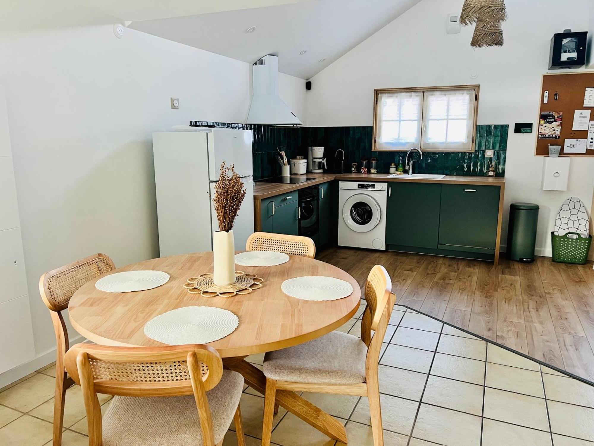 Charmant Chalet En Bord De Seine Saint-Pierre-du-Vauvray Ngoại thất bức ảnh